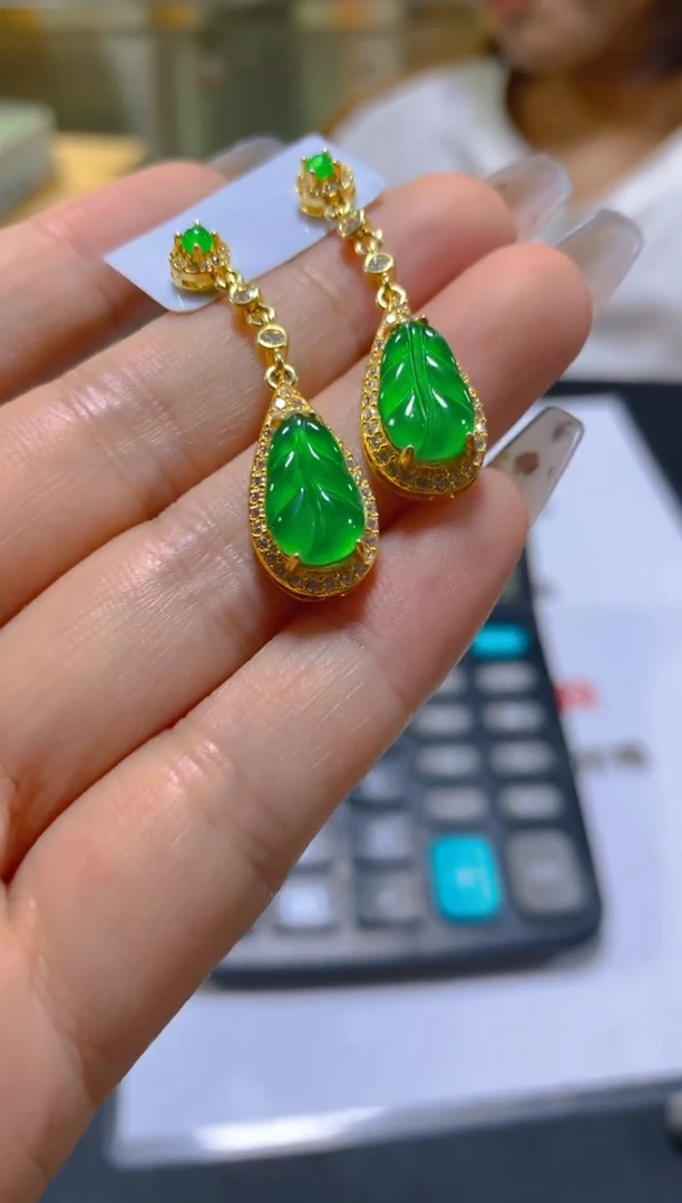 未镶嵌翡翠耳饰多样性发一