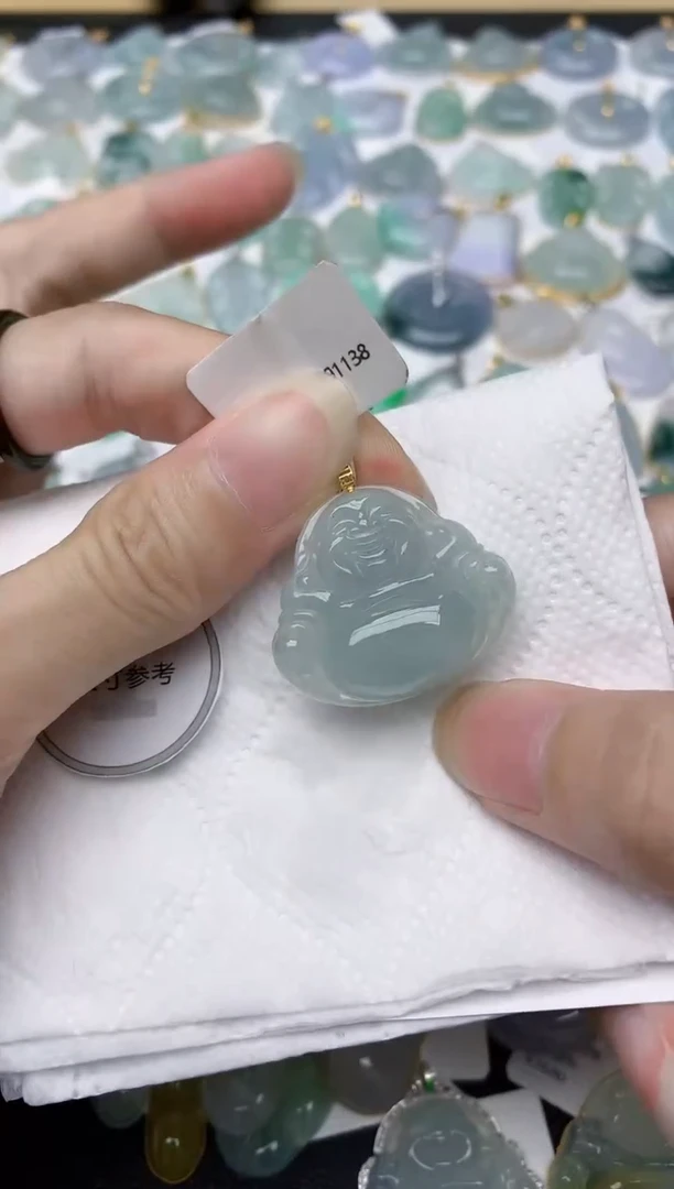 翡翠18K金镶嵌颈饰天然A货翡翠