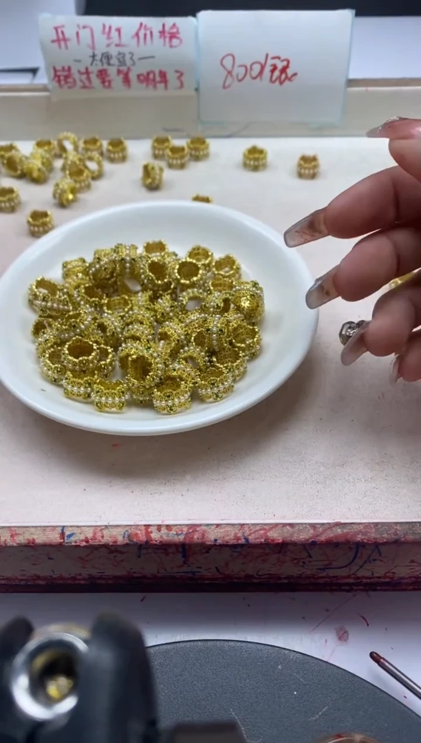 【闪购商品】玛瑙/玉髓颈饰银S800镶嵌x1110绿宝珍珍蕾丝跑环*3颗