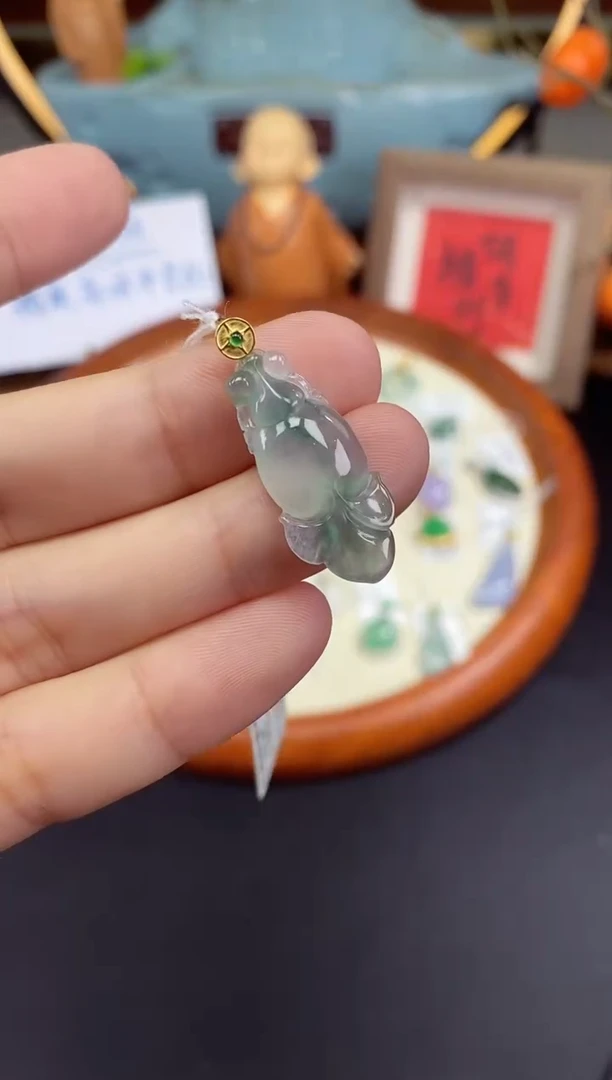 吊坠(不含链)18K金镶嵌翡翠鱼多样性发其一@@CMT