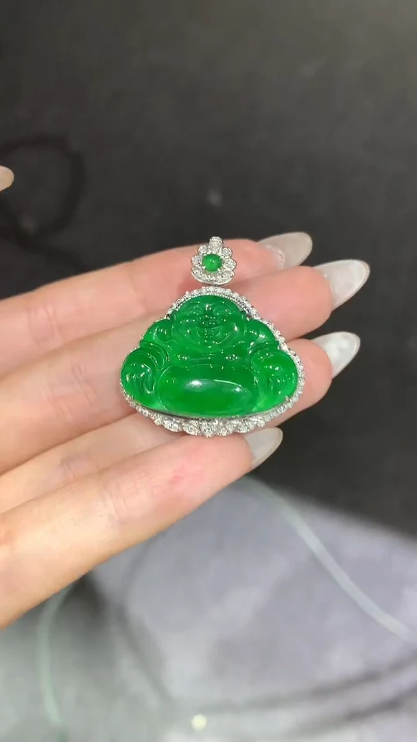 【闪购商品】翡翠吊坠(不含链)18K金镶嵌17团购