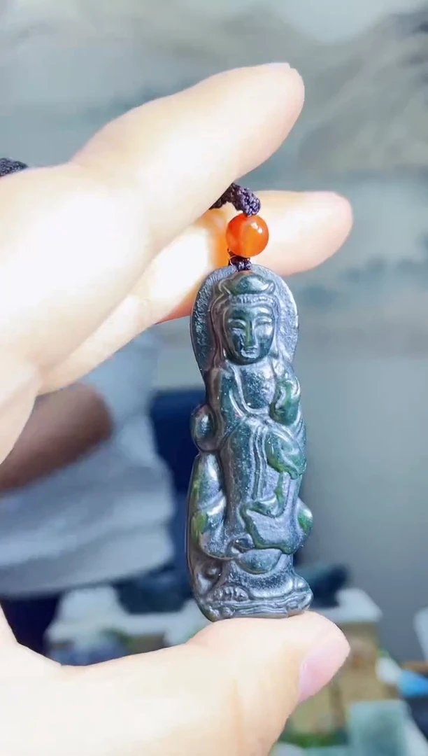 颈饰未镶嵌和田玉1