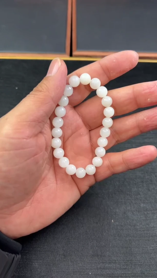 【闪购商品】和田玉手串未镶嵌于田微色差卡8