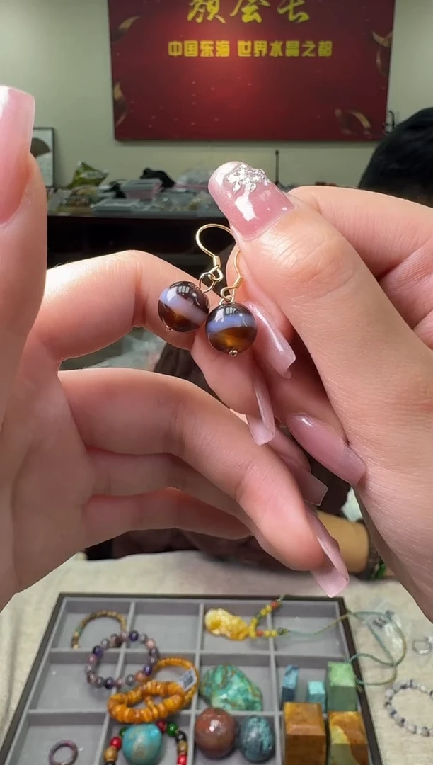 【闪购商品】玛瑙/玉髓耳钉未镶嵌多样性发一件 010