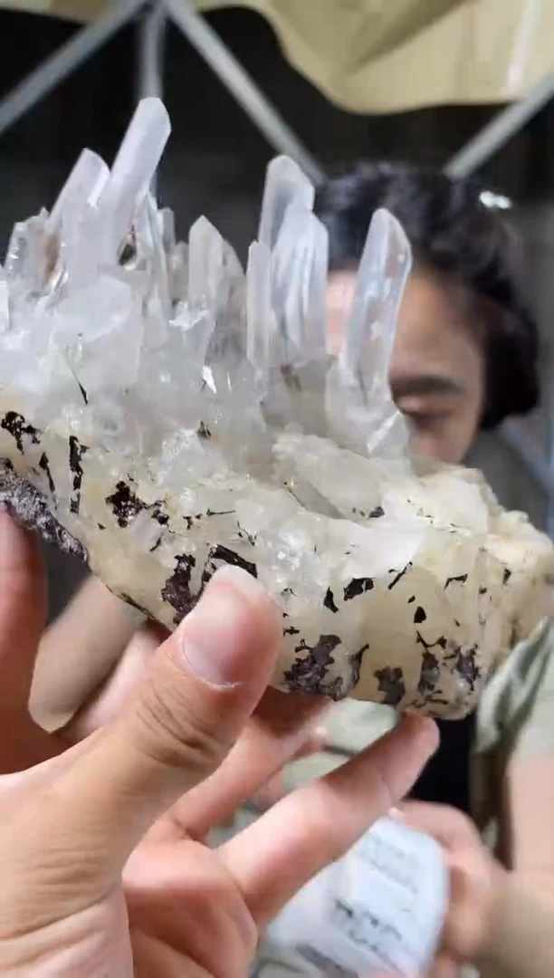 未镶嵌水晶大型摆件（非配饰）水晶 331