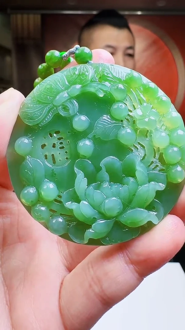 定制和田玉玉润名家天然和田玉（拍一发一）