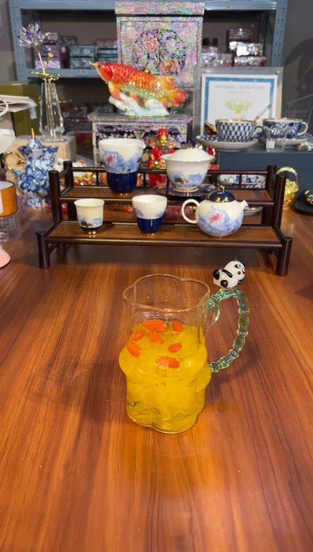 79熊有成竹绿茶杯