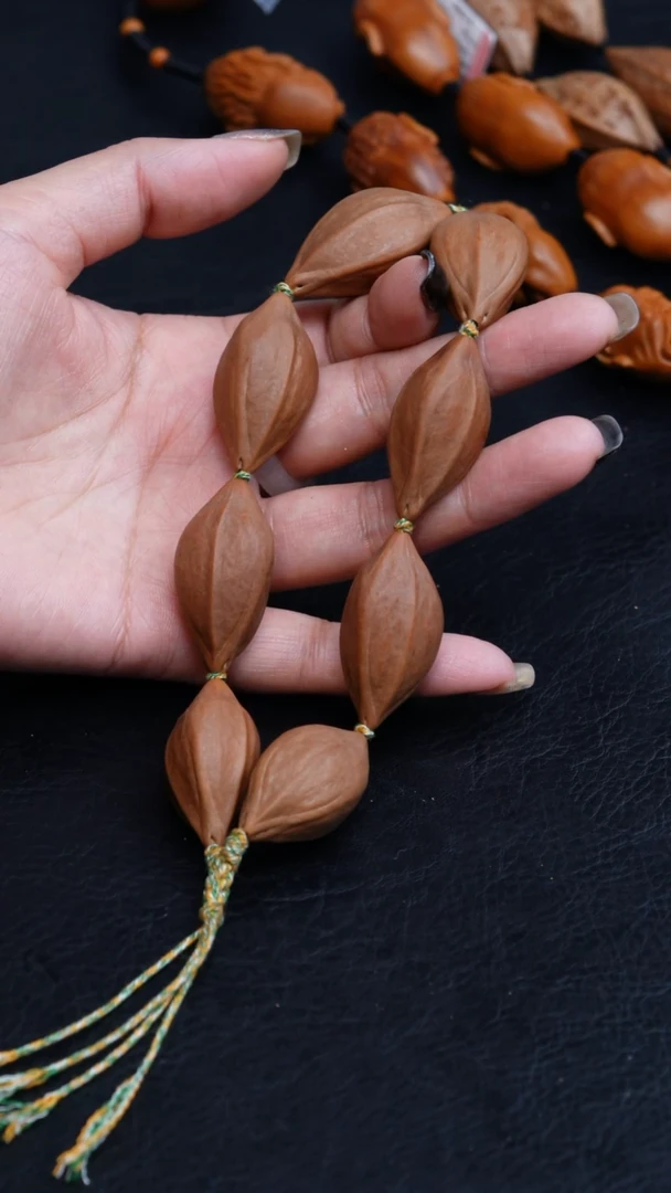 【闪购商品】橄榄核手串/手链原皮素串多样性发货