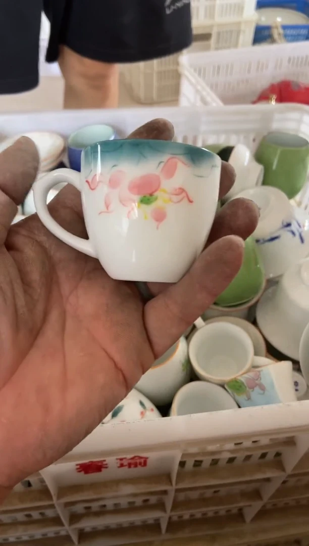 杯无运费险有瑕疵的摄影的产品有使用过的痕迹有点脏介意勿拍
