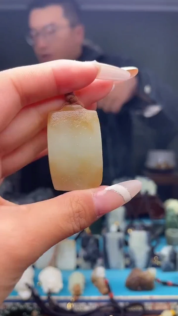 未镶嵌和田玉挂件1