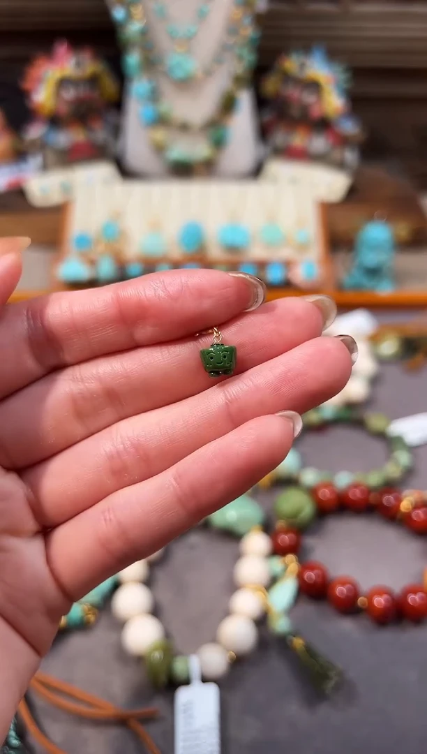 18K金镶嵌绿松石提溜绿松石提溜