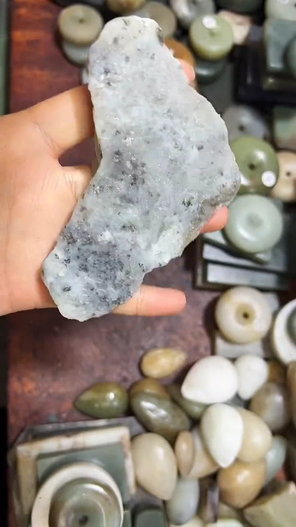 未镶嵌和田玉珠宝半成品1