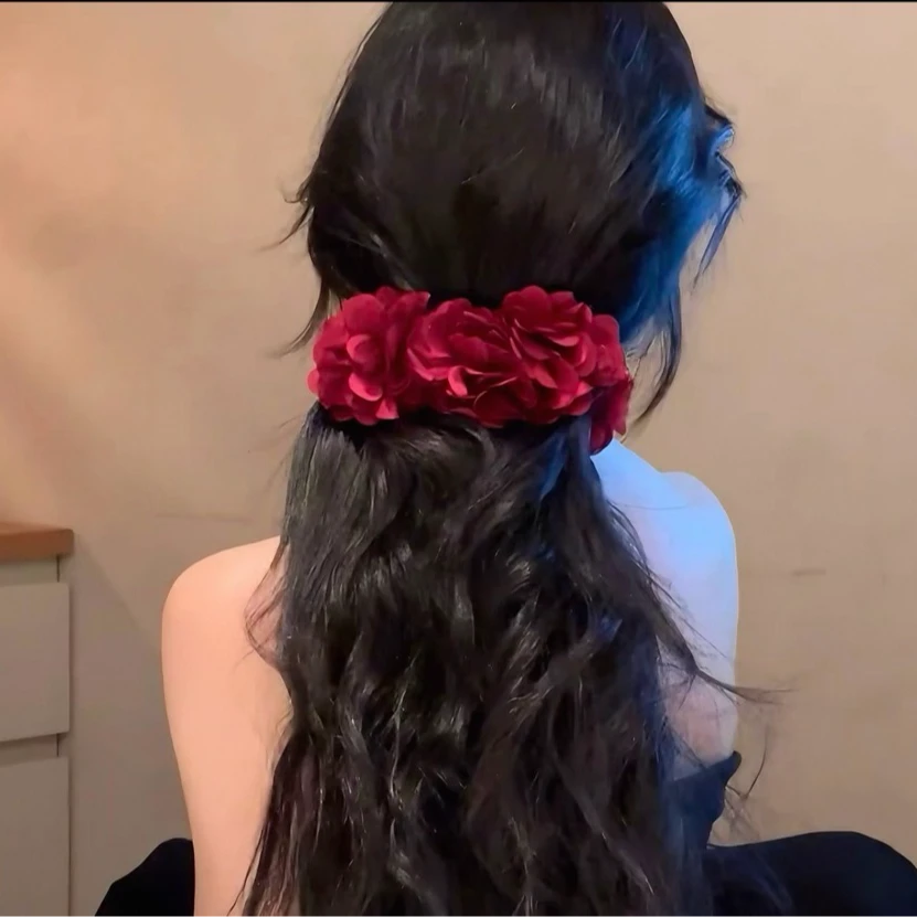 易梦玲同款红色花朵香蕉夹精品无划痕式浪漫盘发夹显发量马尾竖夹