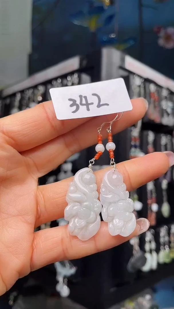 未镶嵌翡翠耳饰喜欢拍