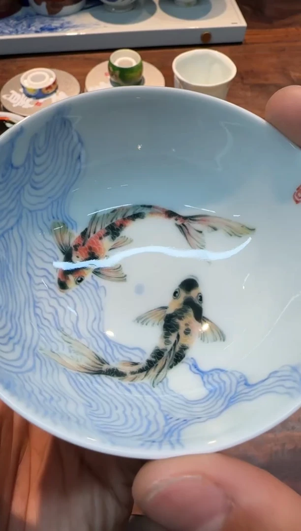 【闪购商品】朱清 水纹鲤鱼卧足杯