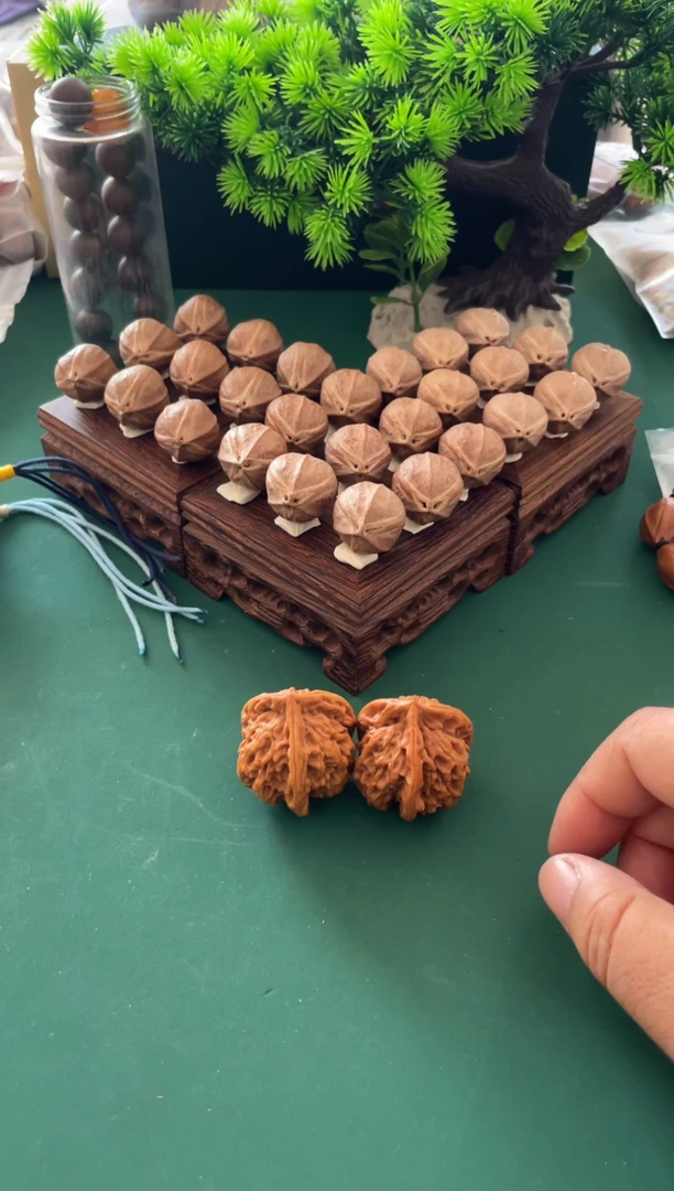 文玩核桃把件核桃人丁兴旺