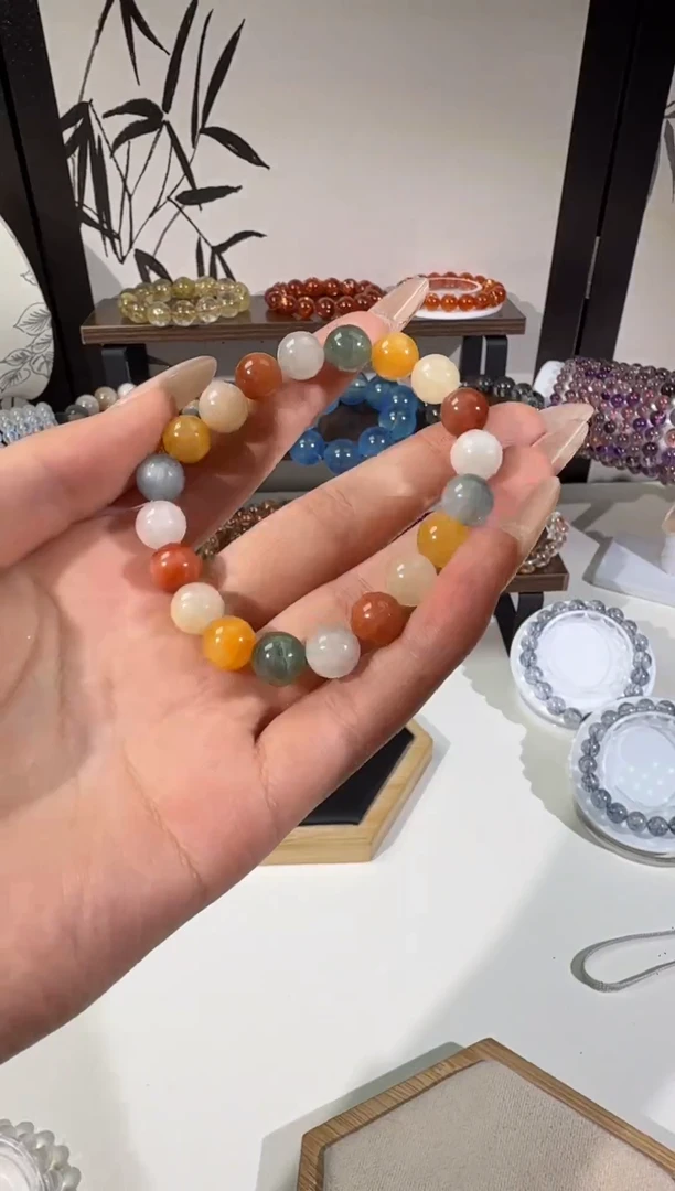 水晶摆件未镶嵌彩兔毛手串