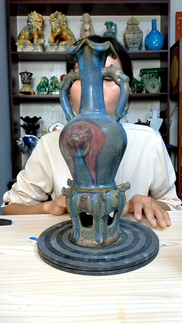 经典精美复古风格瓷器