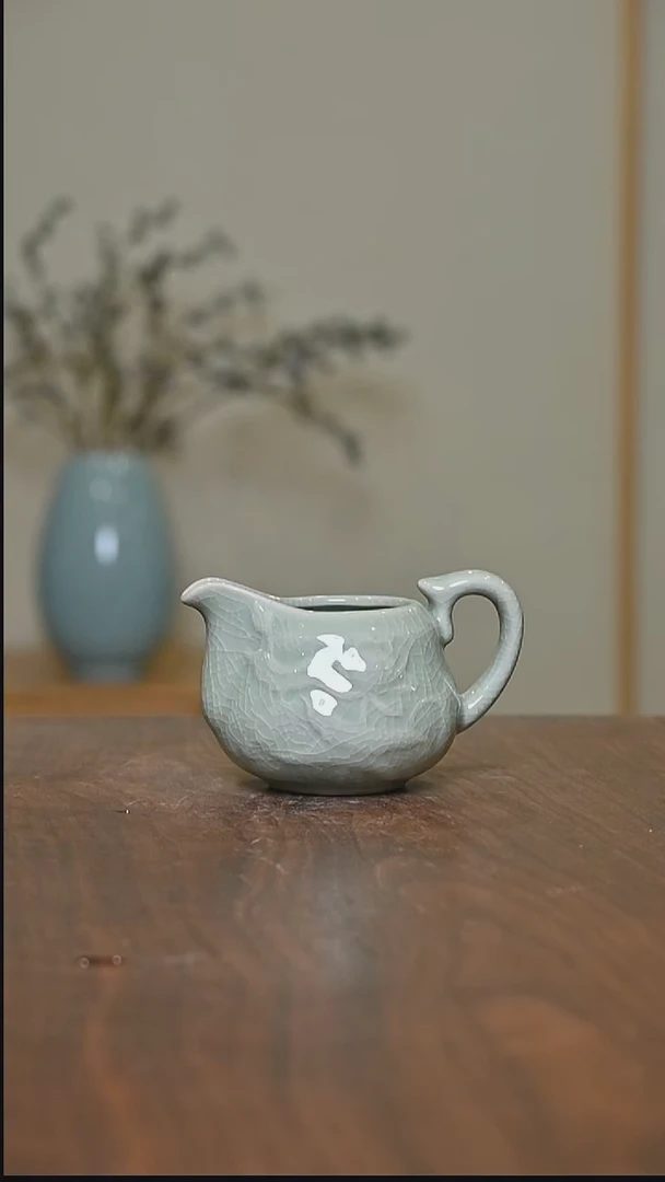 豆绿釉 一品青莲公道杯 微瑕 无款 100ml