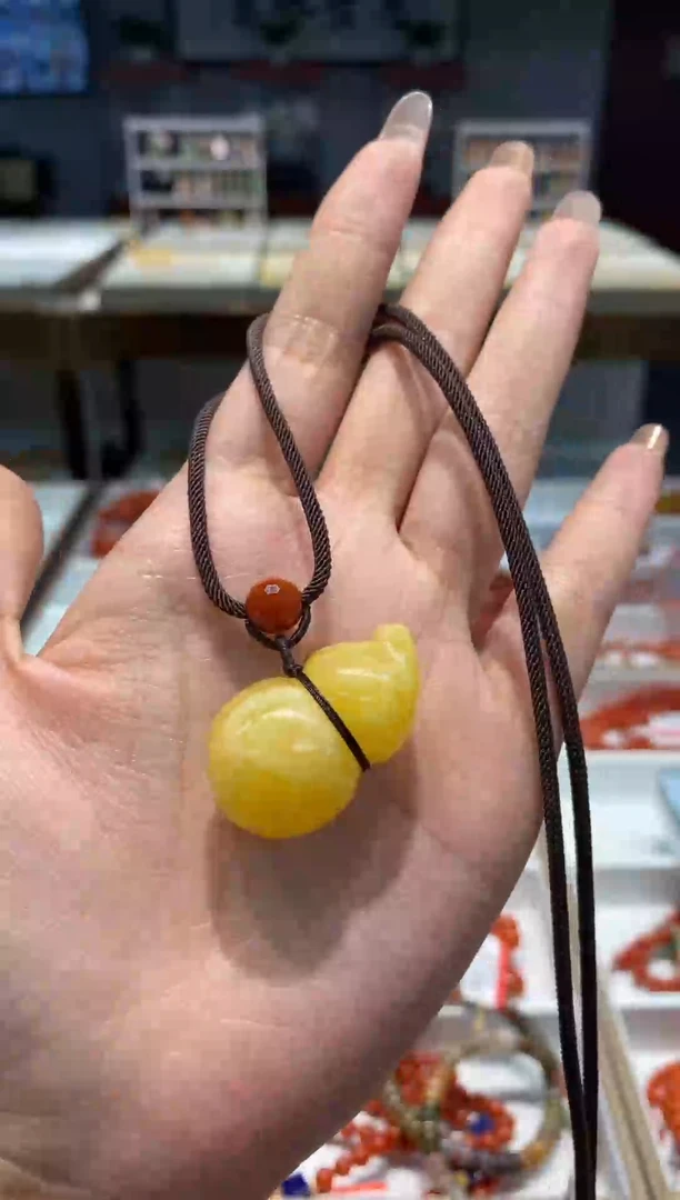【闪购商品】琥珀颈饰未镶嵌吊坠