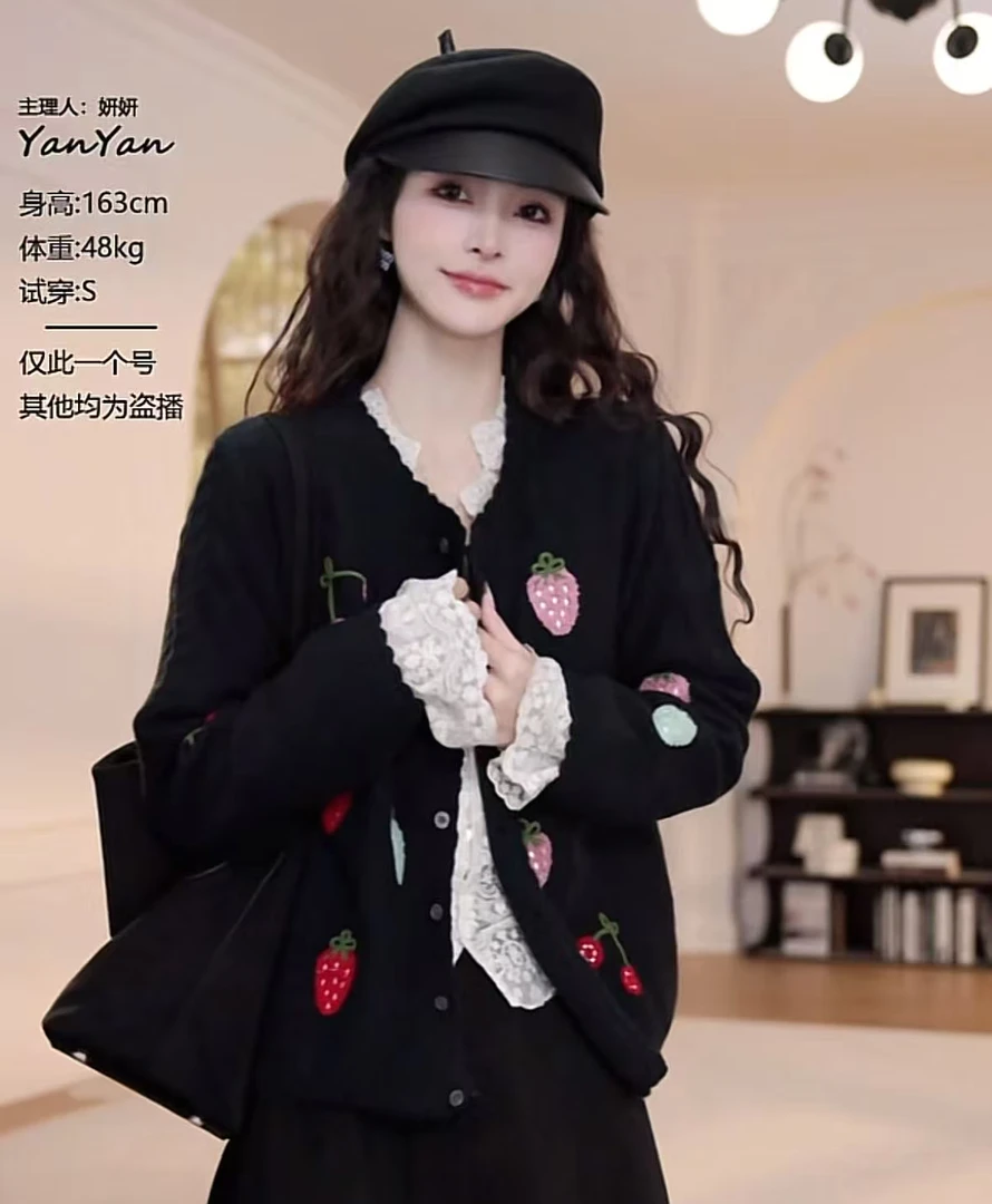 【YANYAN】早秋新款圆领草莓毛衣开衫长袖YY-8886