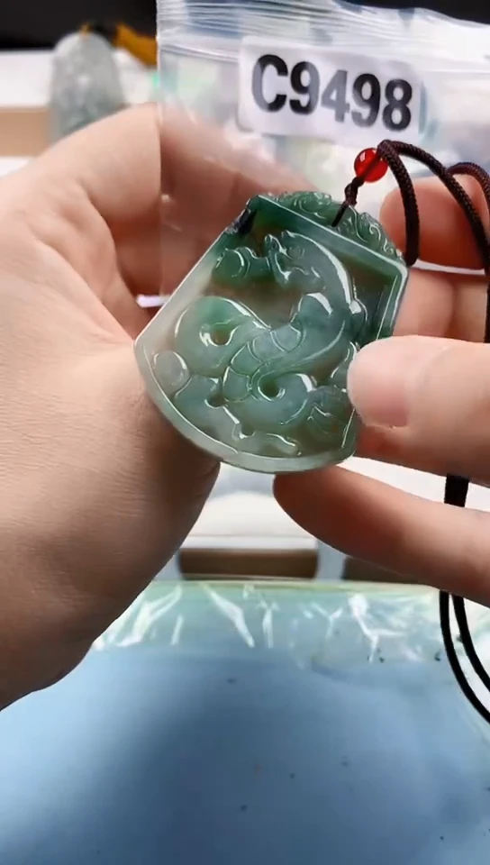翡翠未镶嵌颈饰天然翡翠吊坠挂件