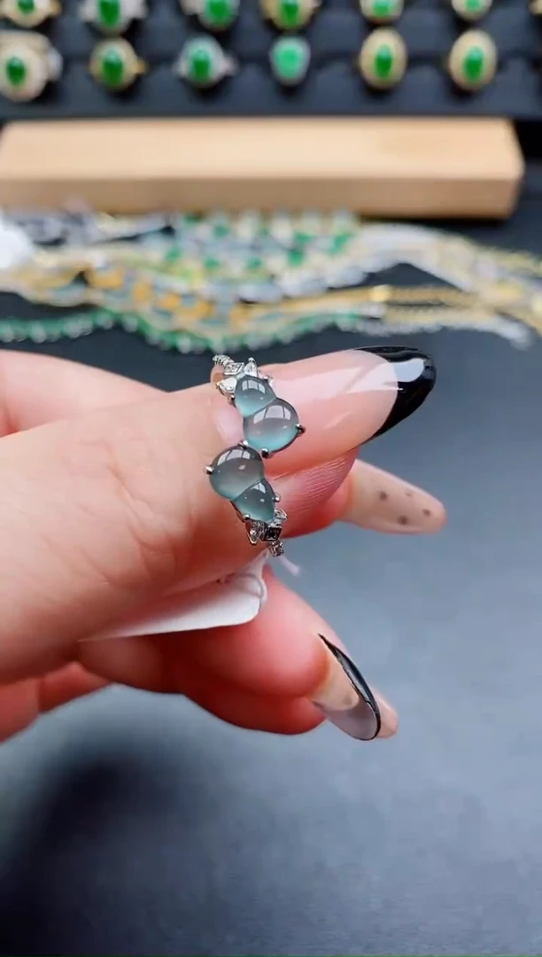 银S925镶嵌戒指翡翠1