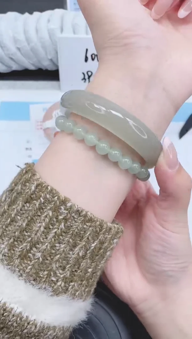 未镶嵌手镯石英质玉205-62.1