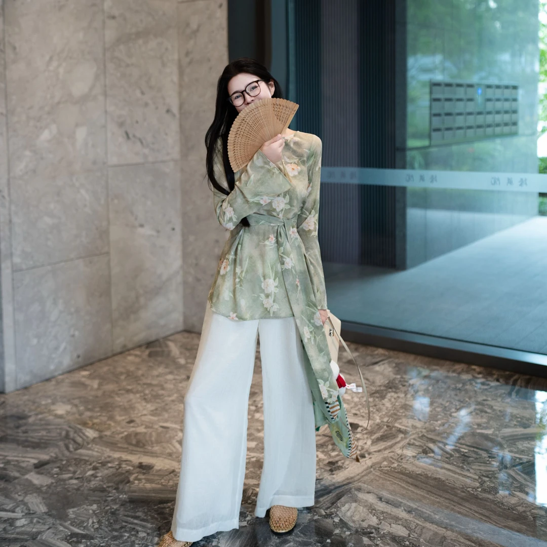【古古】【江南烟雨】绿色收腰显瘦气质夏季超薄中长款碎花上衣G25581