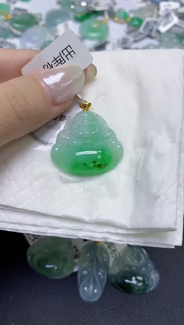 颈饰18K金镶嵌翡翠天然缅甸翡翠A货百元以上9元证书费自理