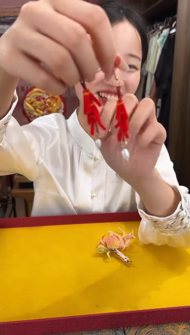 刺绣非遗绒花（耳环）