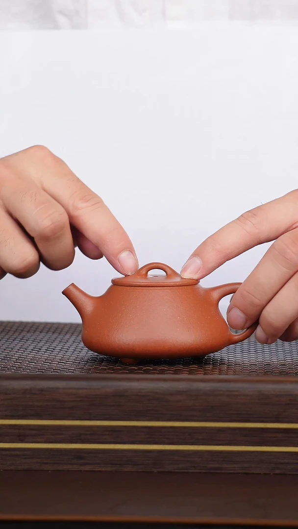 宜兴紫砂原矿作品