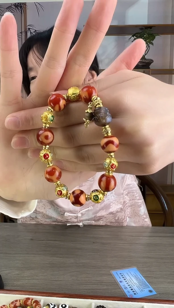 玛瑙/玉髓（覆膜）颈饰未镶嵌传世珠宝