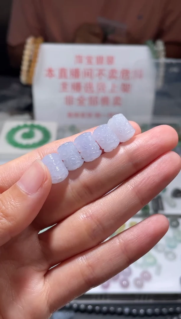 未镶嵌定制翡翠|单件多样性发其一