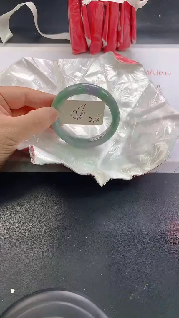 未镶嵌手镯翡翠266