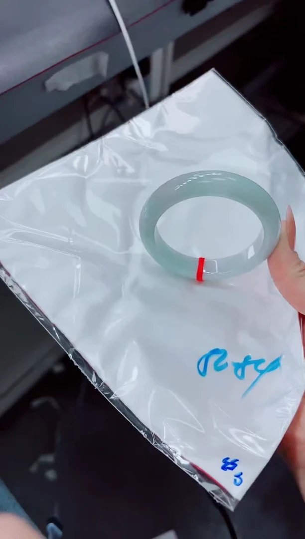 【闪购商品】翡翠手镯未镶嵌00000000