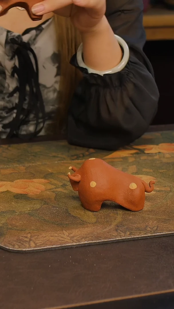 紫砂茶宠原创红牛