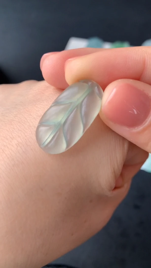 【闪购商品】定制翡翠未镶嵌0146153768