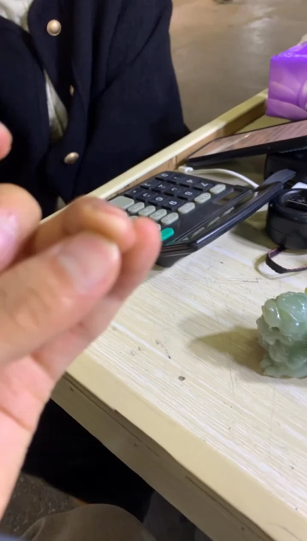 未镶嵌挂件翡翠你****干翡翠摆件