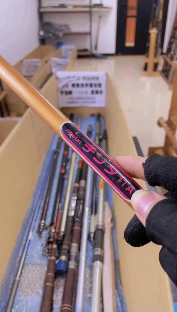 大*孤品微瑕疵，以直播间讲解为准，+10元，发顺丰，慎拍。