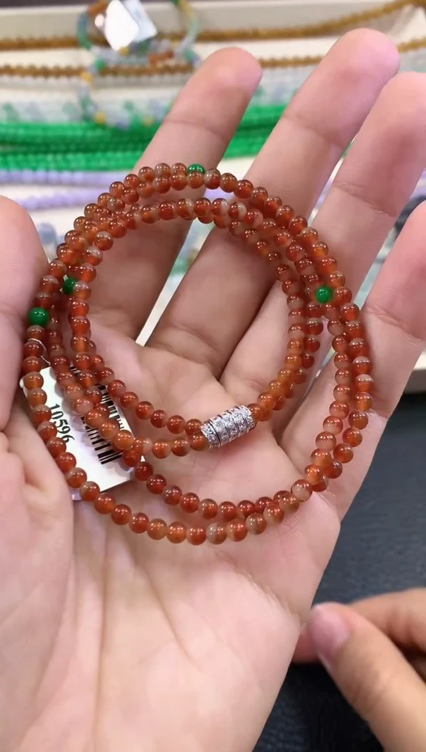 【闪购商品】翡翠手串未镶嵌D55      