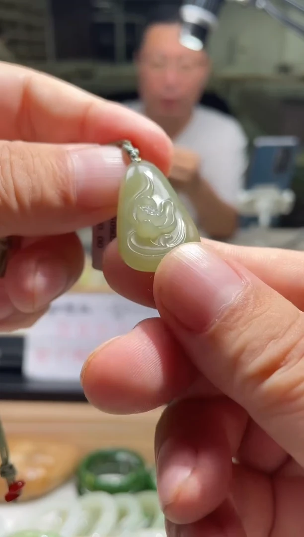 颈饰未镶嵌和田玉多样性发货其一