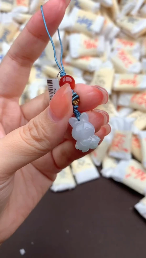 【闪购商品】翡翠挂件未镶嵌一