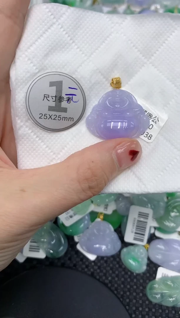 翡翠18K金镶嵌颈饰111111111