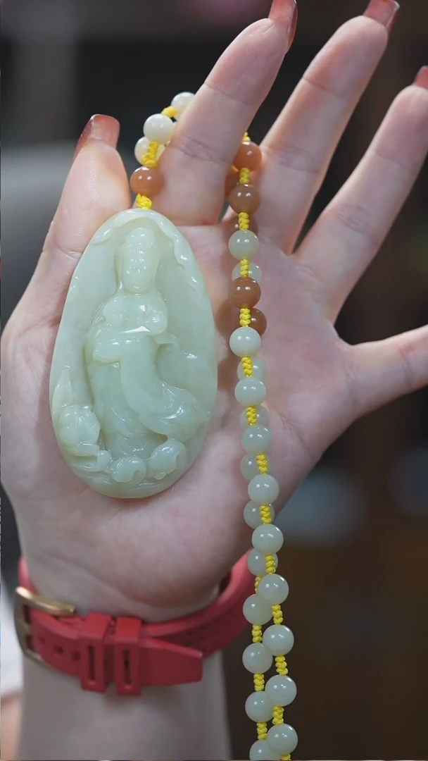 颈饰未镶嵌和田玉海**出观音