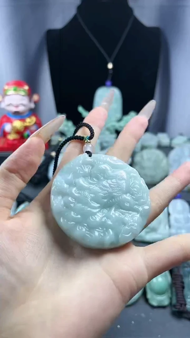 【闪购商品】翡翠颈饰未镶嵌双面雕凤凰