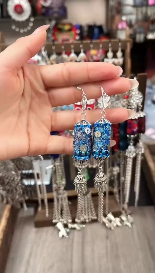 织绣民族风非遗老绣饰品236