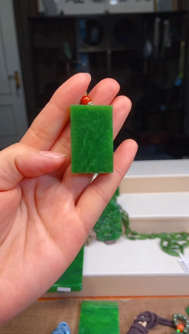 【闪购商品】和田玉挂件未镶嵌1