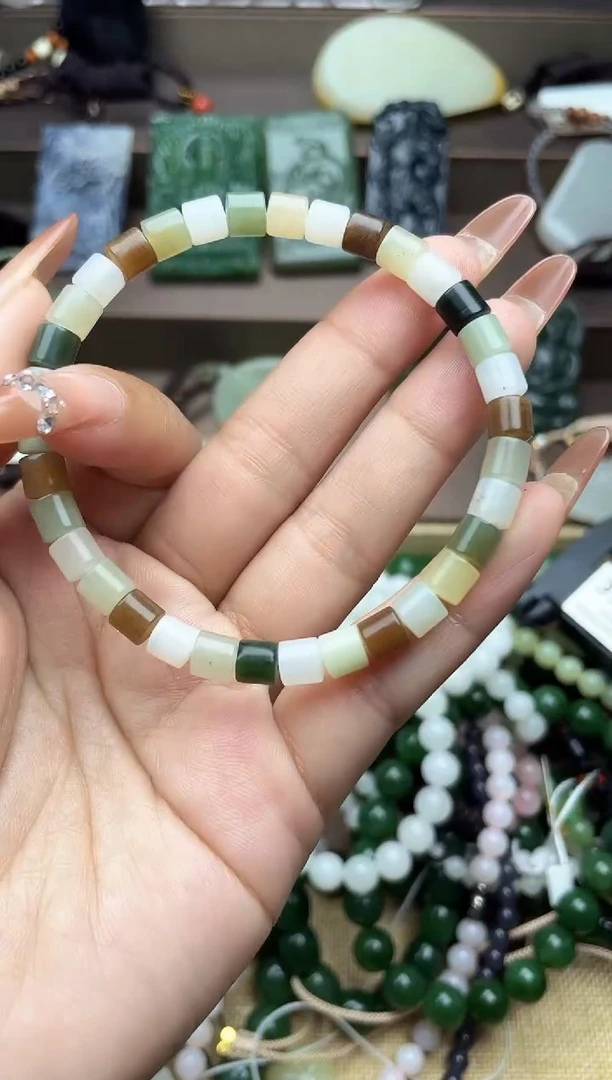 颈饰未镶嵌和田玉未镶嵌和田玉吊坠多样性拍一发一