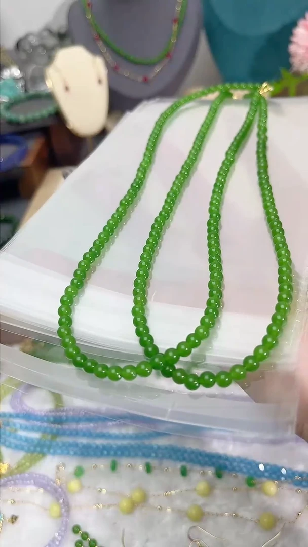 【闪购商品】和田玉（碧玉）颈饰银S925镶嵌圆99